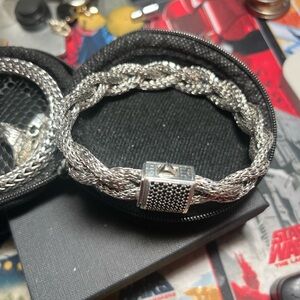 John Hardy inspired Design classic Bali 925 silver bracelet
SOLD SOLD